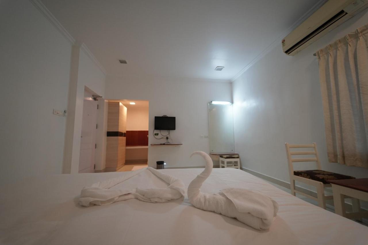 Hotel Palmyra Grand Inn Tirunelveli Eksteriør billede