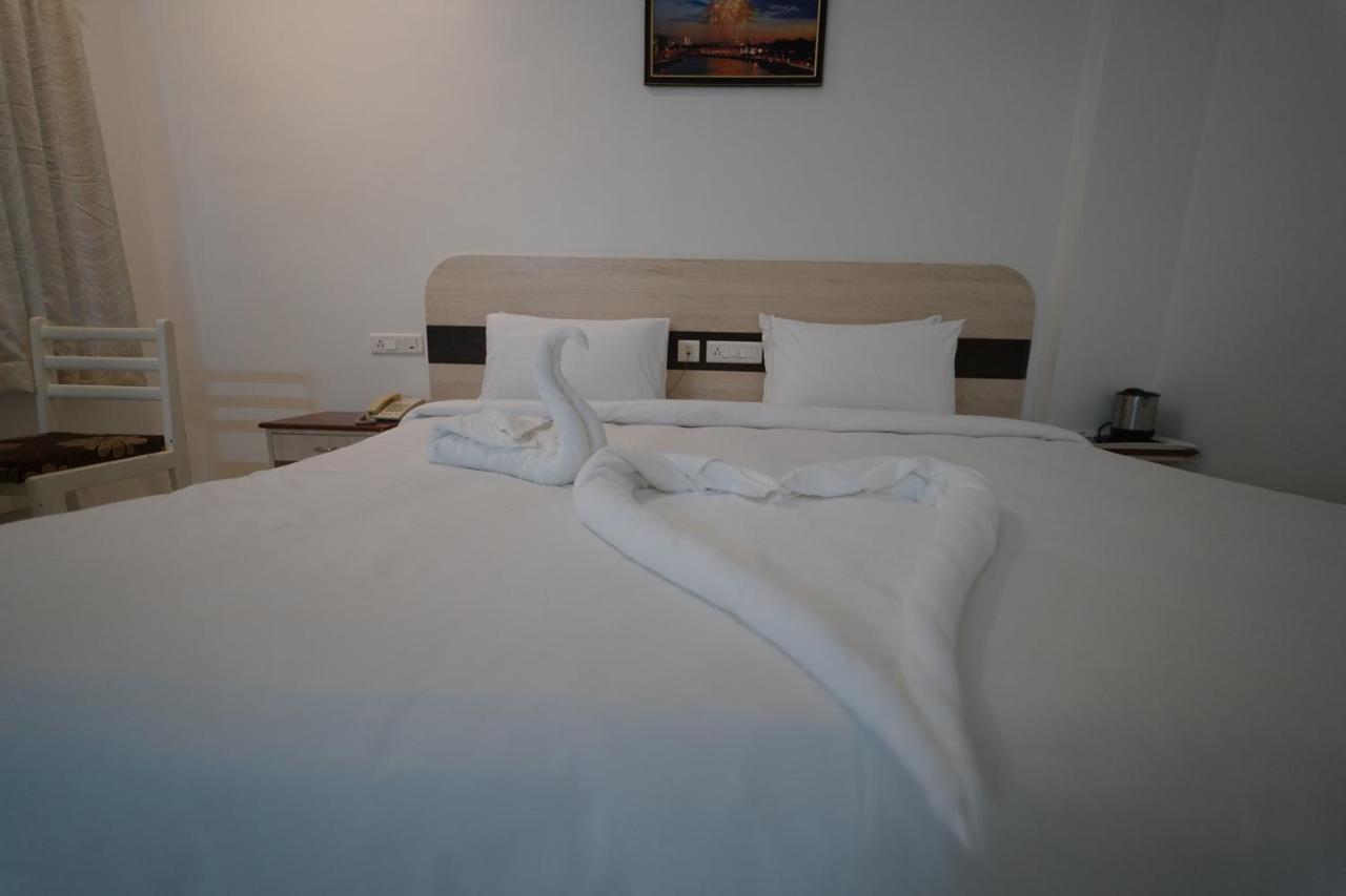Hotel Palmyra Grand Inn Tirunelveli Eksteriør billede